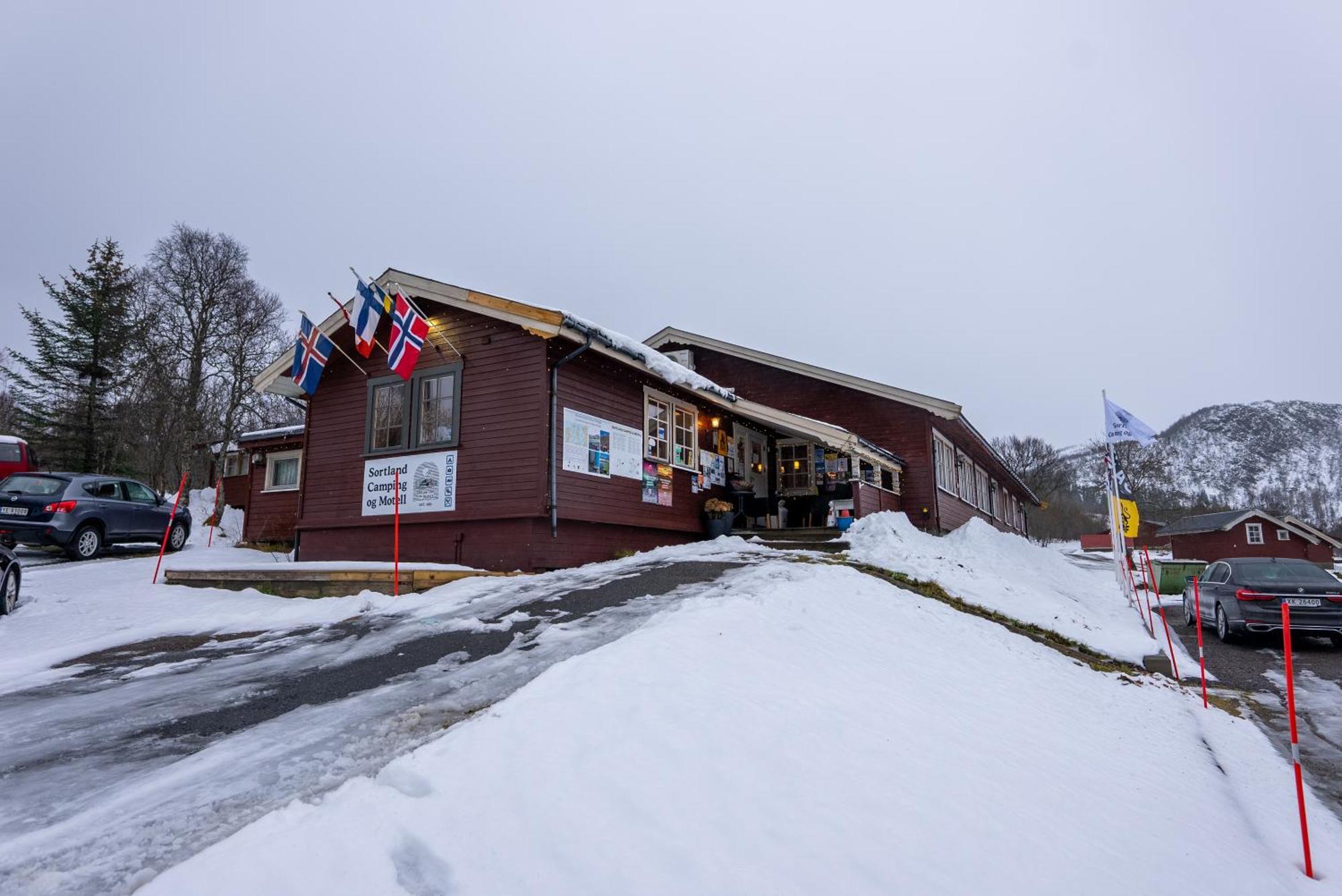 Sortland Camping Og Motell As Bagian luar foto